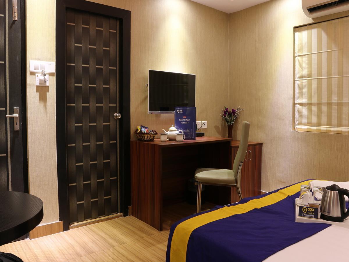 Oyo 662 Hotel Comfotel Kalküta Dış mekan fotoğraf