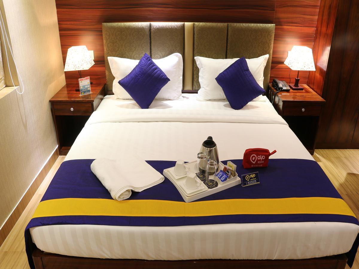 Oyo 662 Hotel Comfotel Kalküta Dış mekan fotoğraf